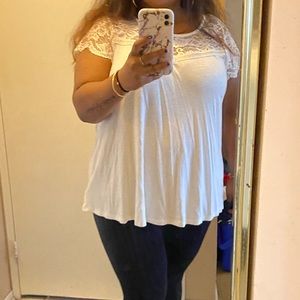 White top/blouse with lace from Torrid in size 2